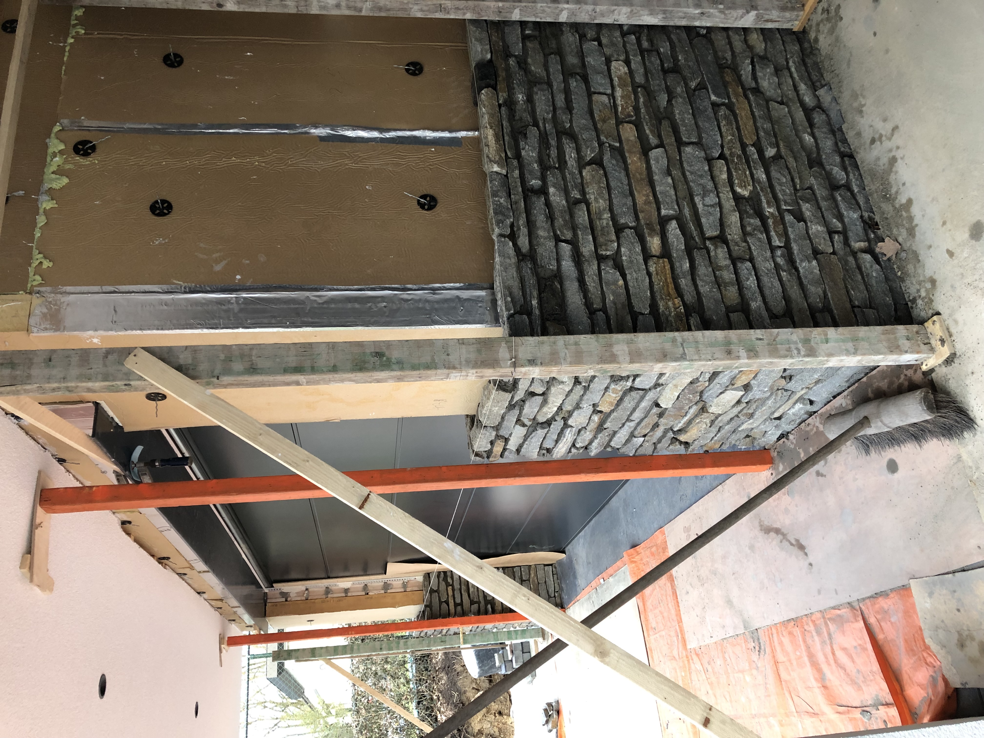Interieur natuursteen wand